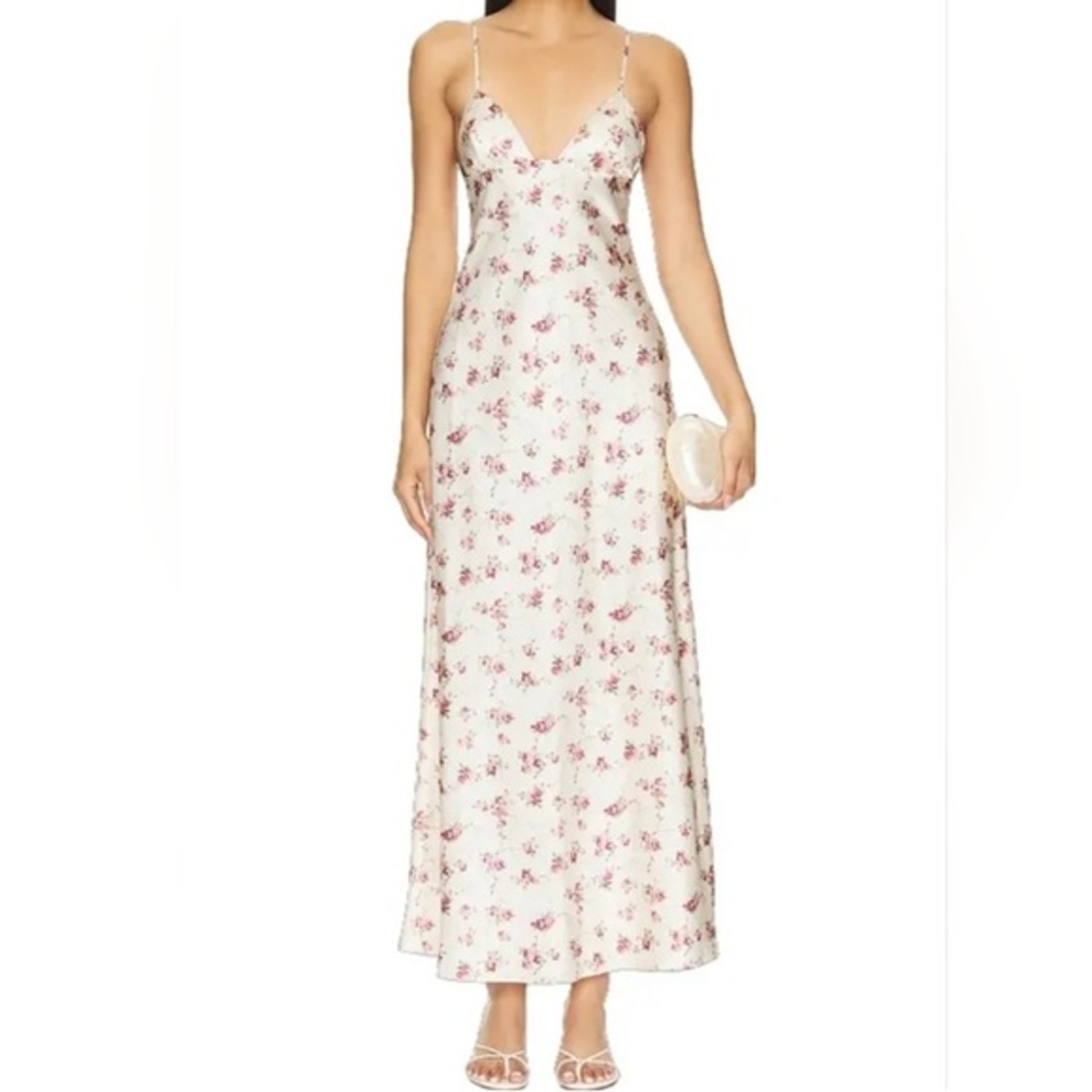 We Wore What Antique white flower dress